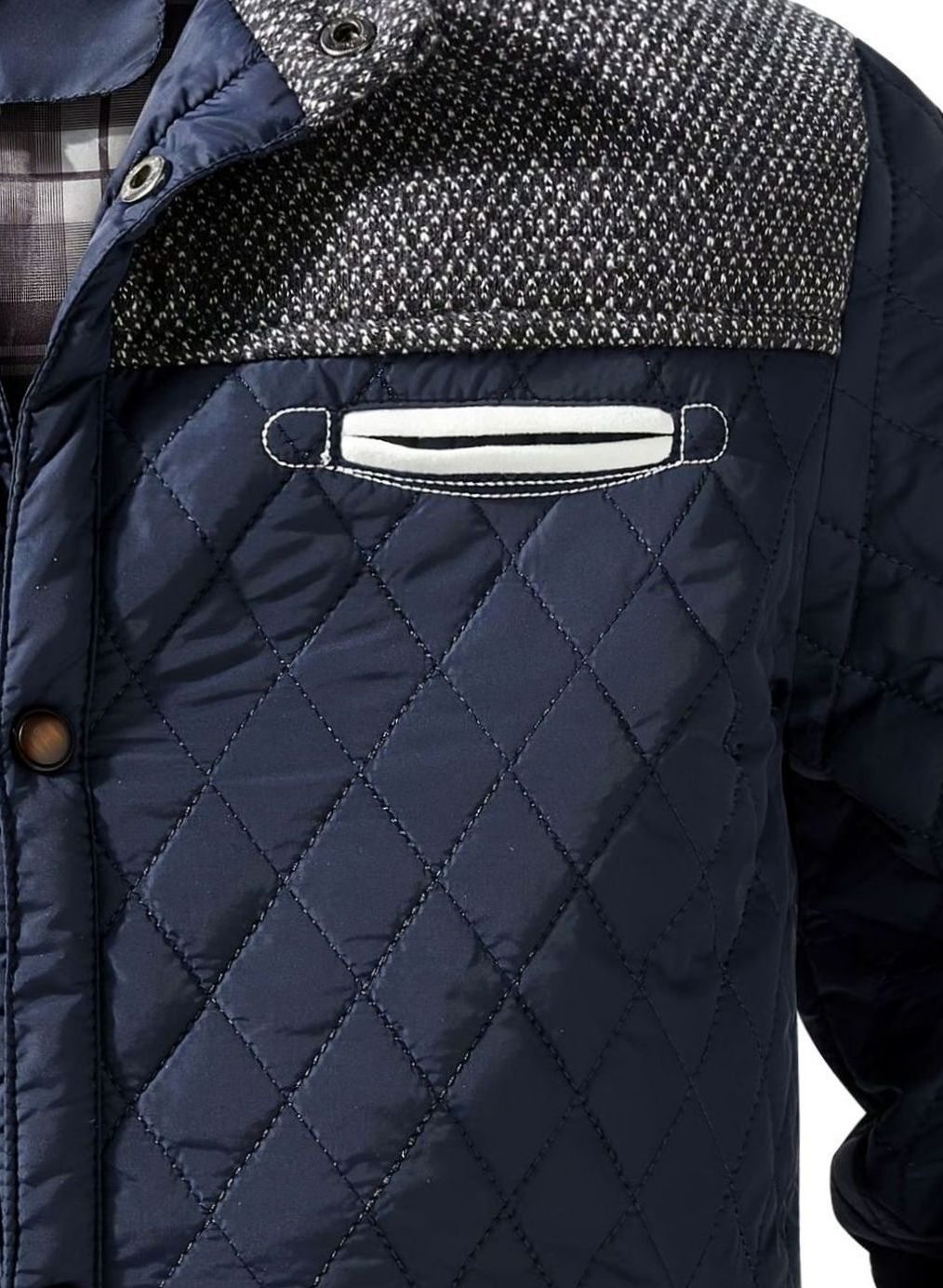 Men's Diamond-Quilted Two-Tone Stand-Collar Snap-Front Insulated Jacket