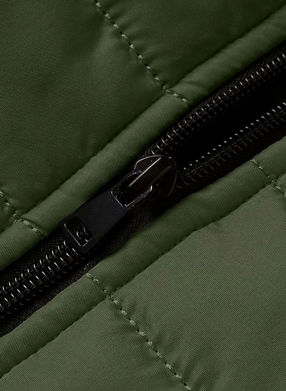 Men's Lightweight Quilted Zip-Up Puffer Jacket