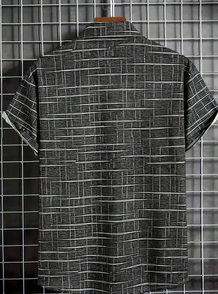 Men's Relaxed-Fit Short-Sleeve Checked Button-Down Shirt