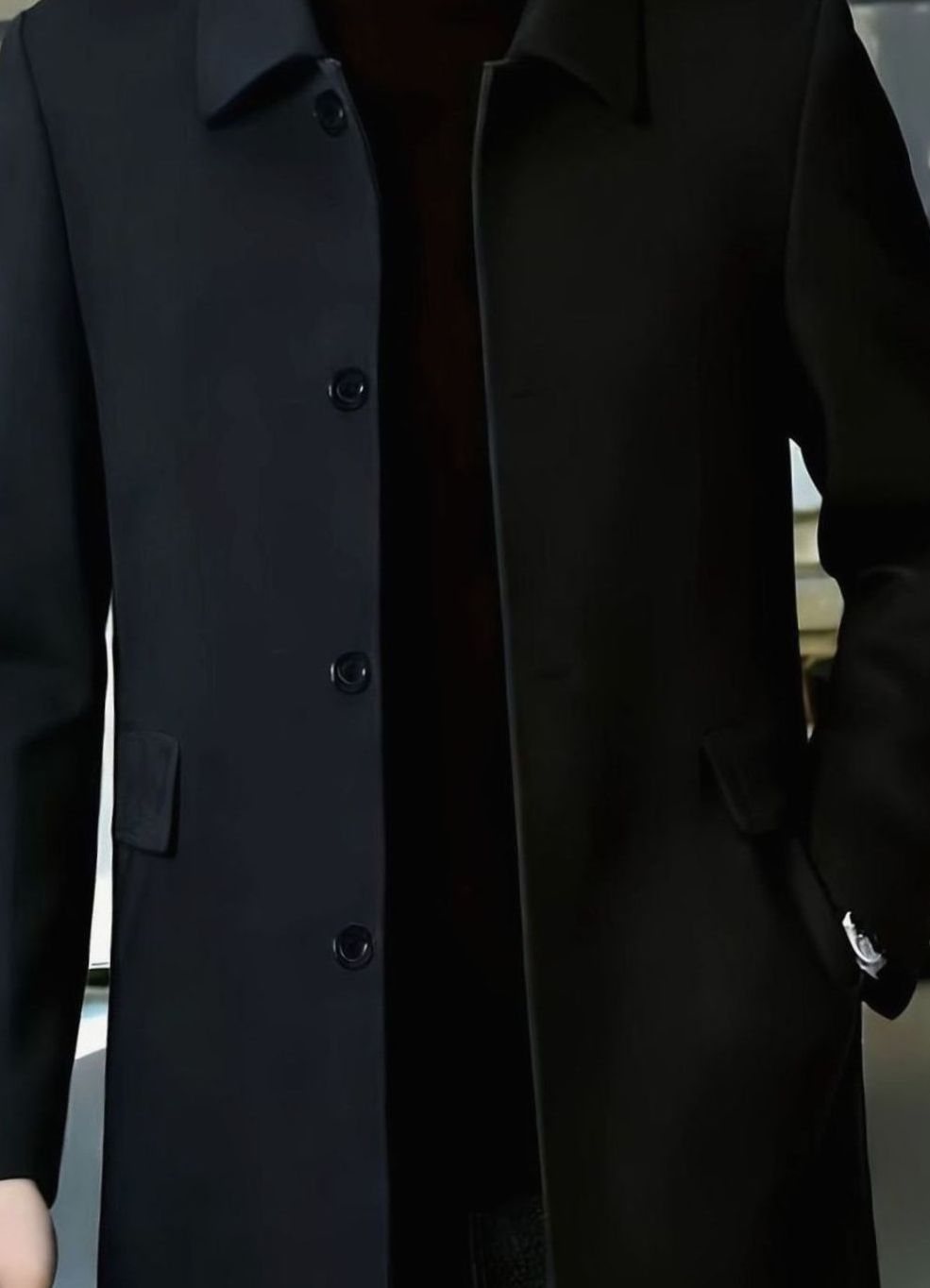 Men's Relaxed-Fit Single-Breasted Wool Overcoat