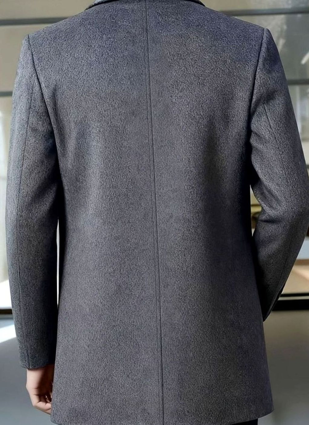 Men's Relaxed-Fit Single-Breasted Wool Overcoat