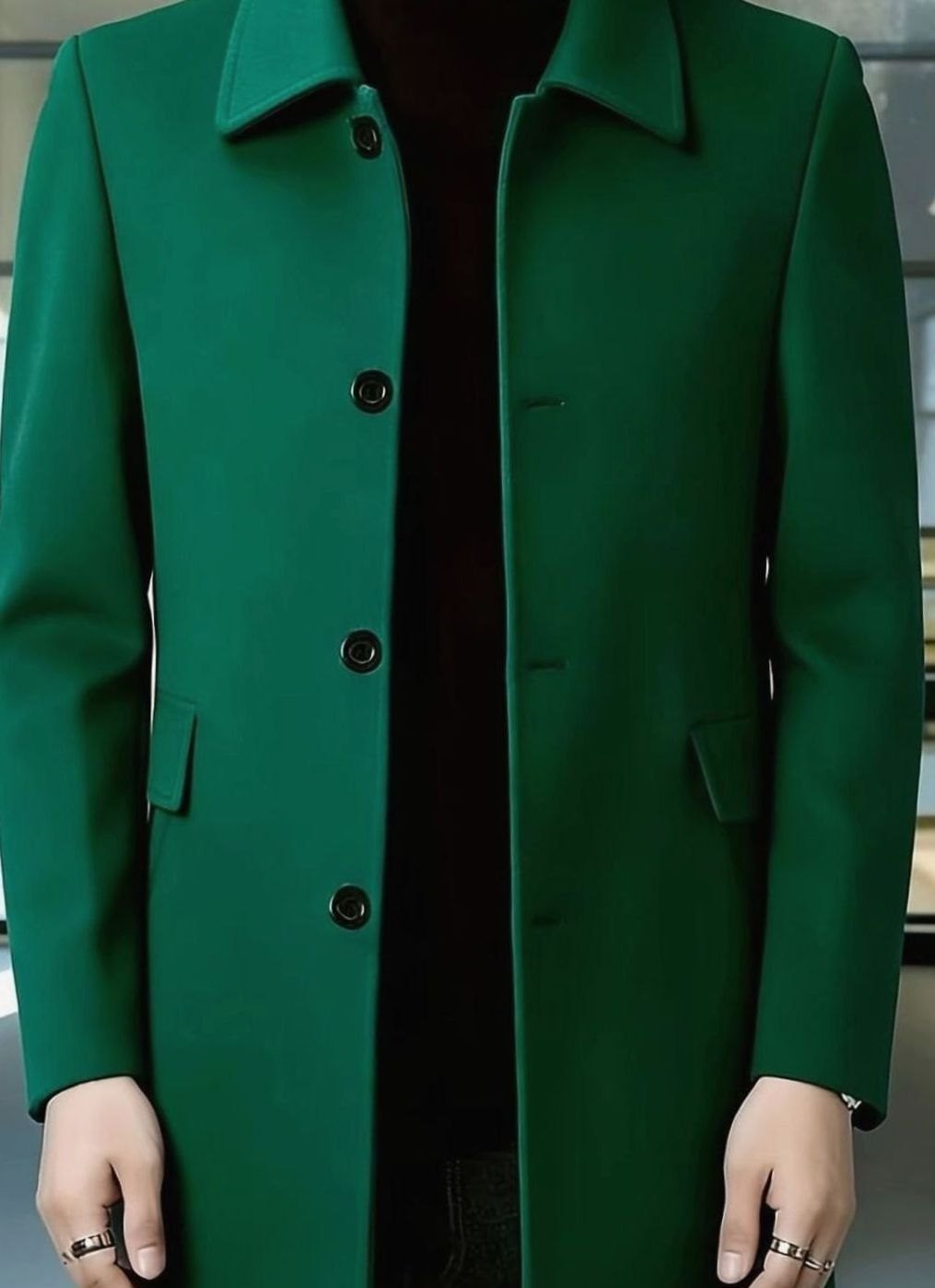 Men's Relaxed-Fit Single-Breasted Wool Overcoat