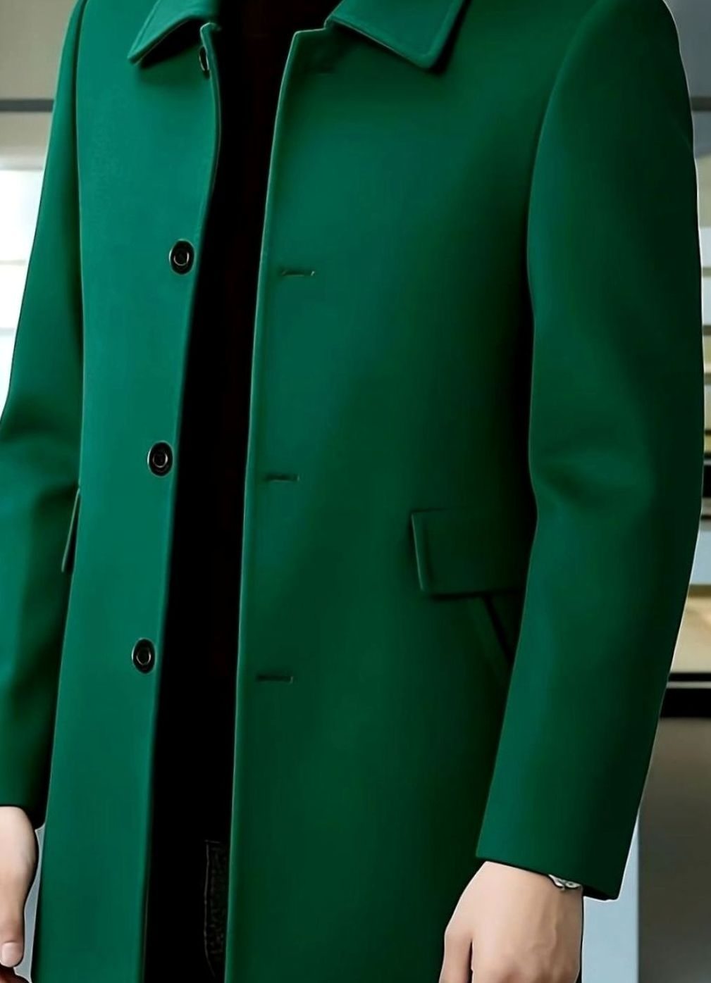 Men's Relaxed-Fit Single-Breasted Wool Overcoat