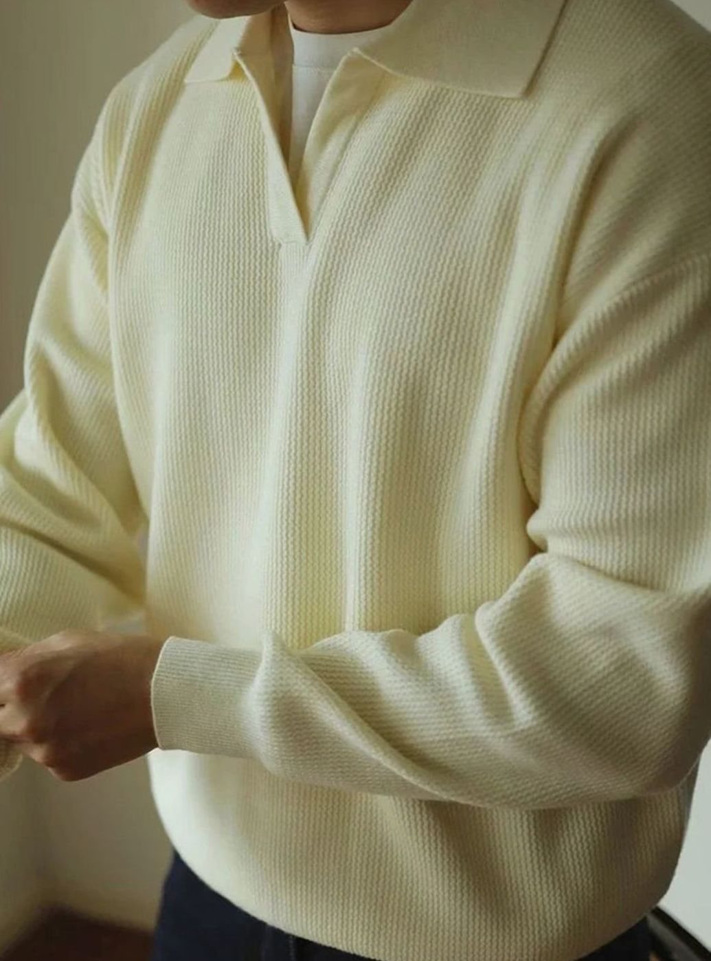 Men's Vintage-Inspired Open-Collar Knitted Sweater