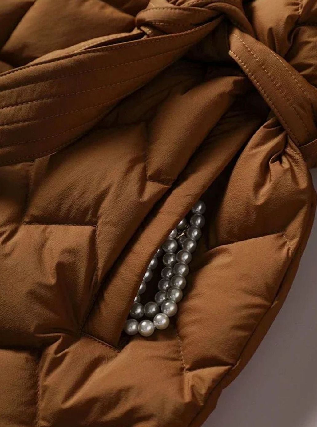 Women's Belted Diamond-Quilt Down Puffer Jacket