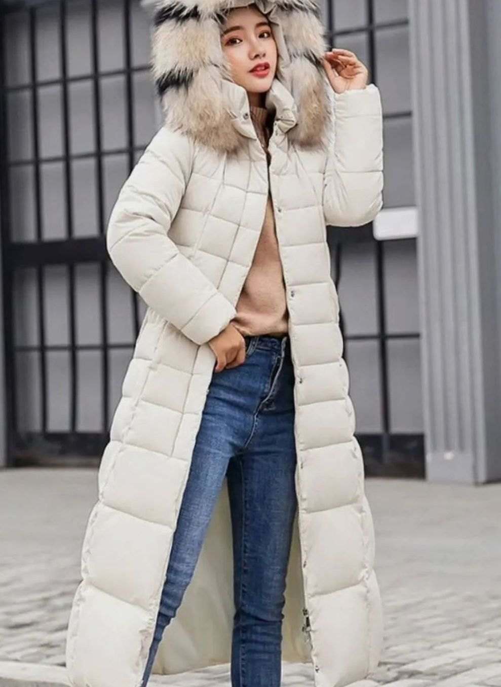 Women's Belted Maxi Quilted Hooded Puffer Coat Fur Trim - Off White