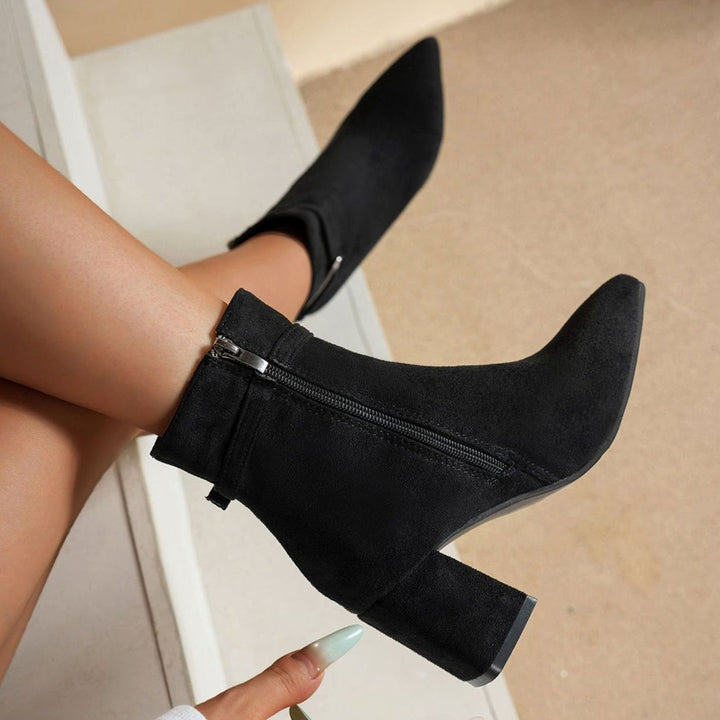 Women's Block Heel Pointed-Toe Side-Zip Ankle Boots - Black