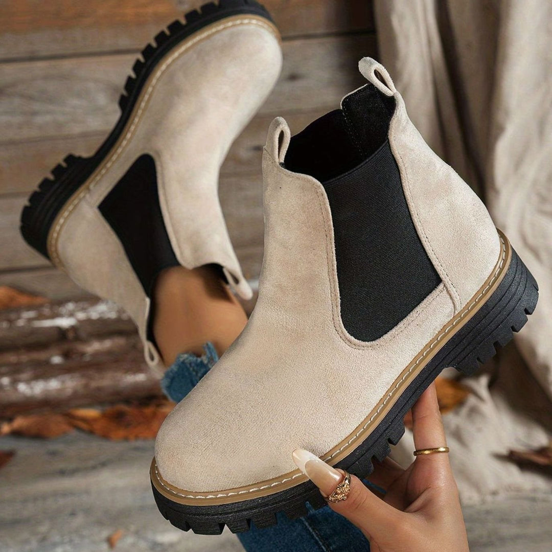 Women's Chunky-Sole Chelsea Slip-On Ankle Boots
