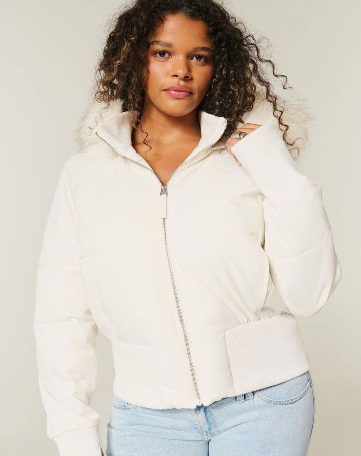 Women's Cropped Faux Fur Hood Quilted Puffer Jacket - White