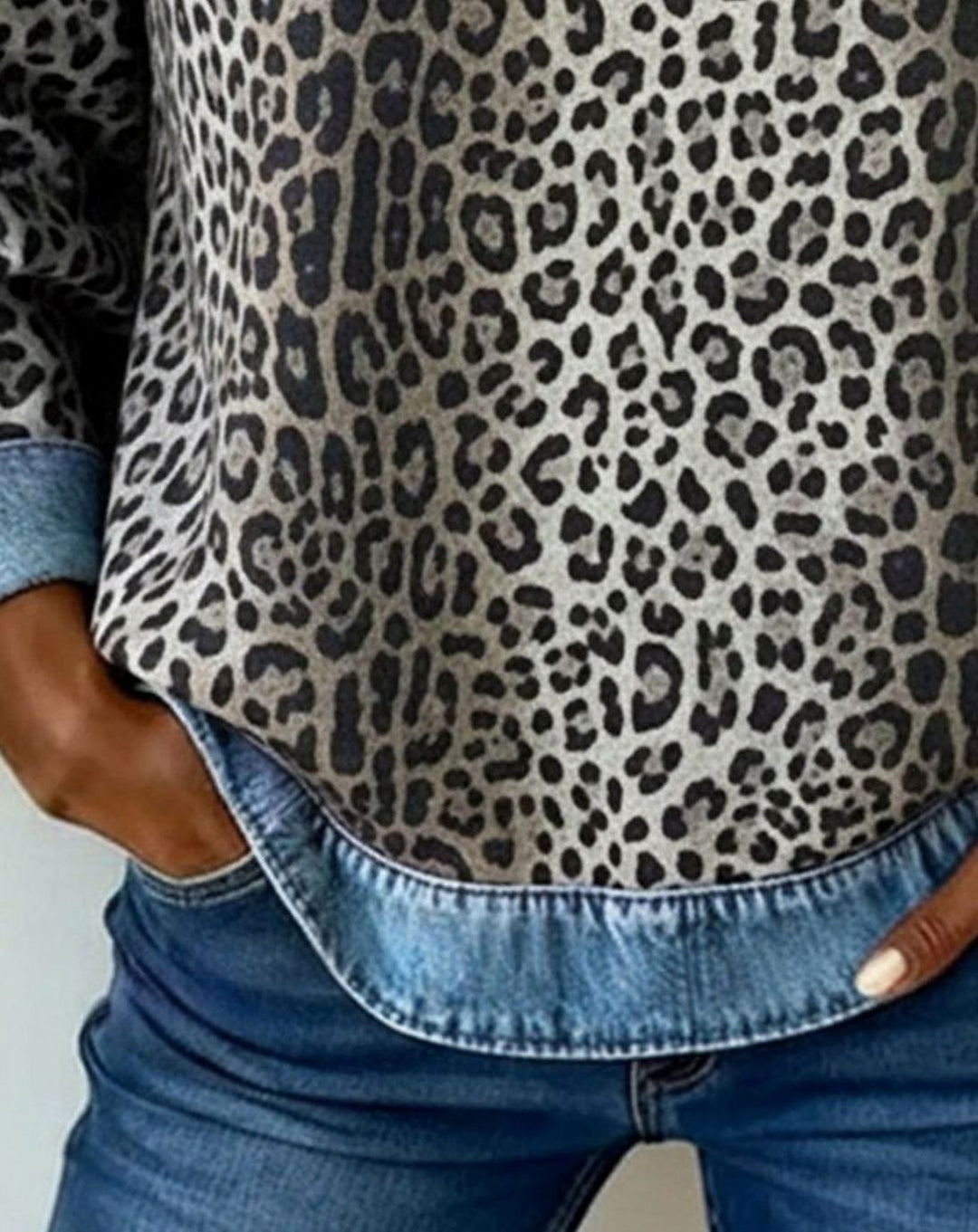 Women's Leopard Print Denim Patchwork Crew-Neck Pullover