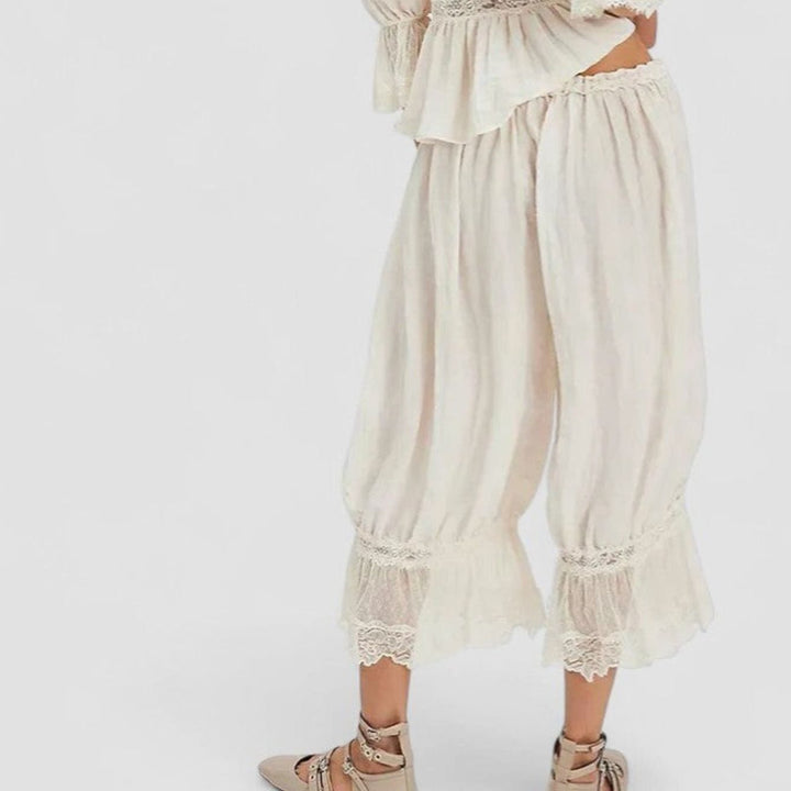 Women's Loose Mid-Rise Lace-Trim Cropped Trousers