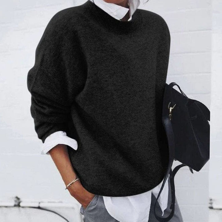 Women's Oversized Crew-Neck Knitted Jumper - Black