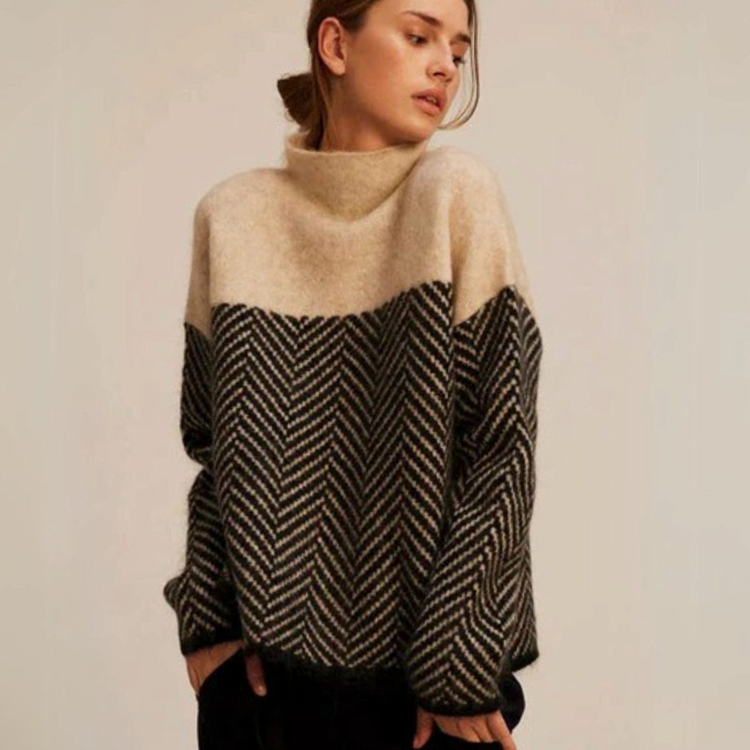 Women's Oversized Herringbone Turtleneck Jumper - Beige