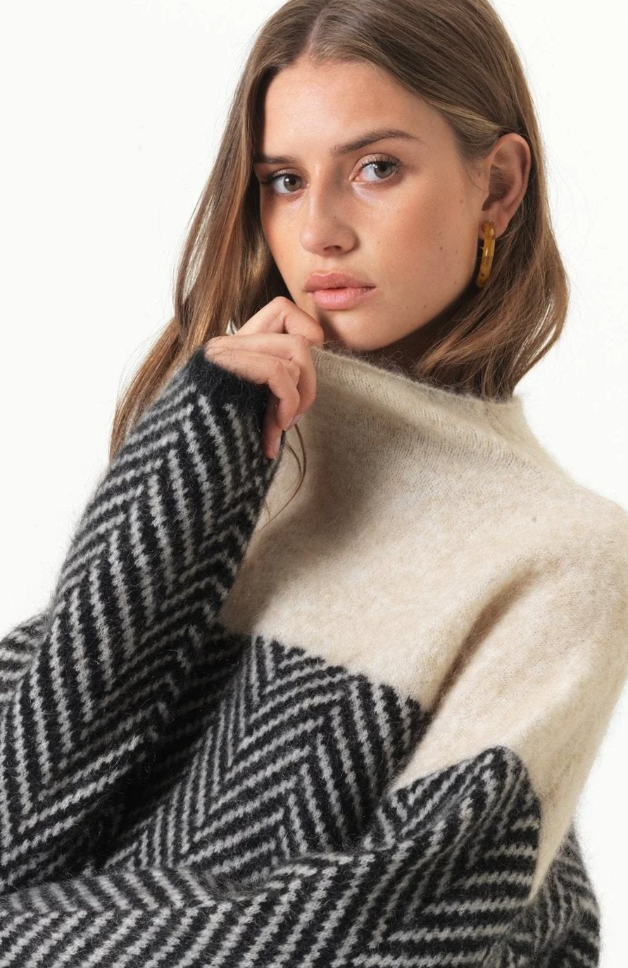 Women's Oversized Herringbone Turtleneck Jumper