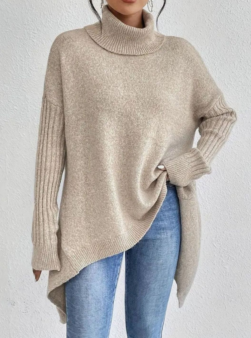 Women's Oversized Ribbed Turtleneck High-Low Hem Jumper