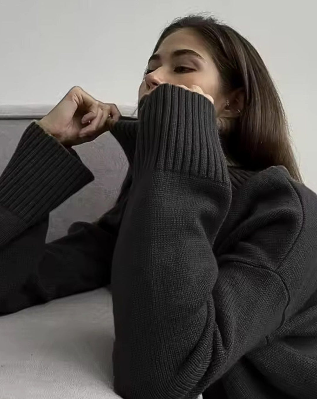 Women's Oversized Turtleneck Jumper Side-Slit Knit - Black