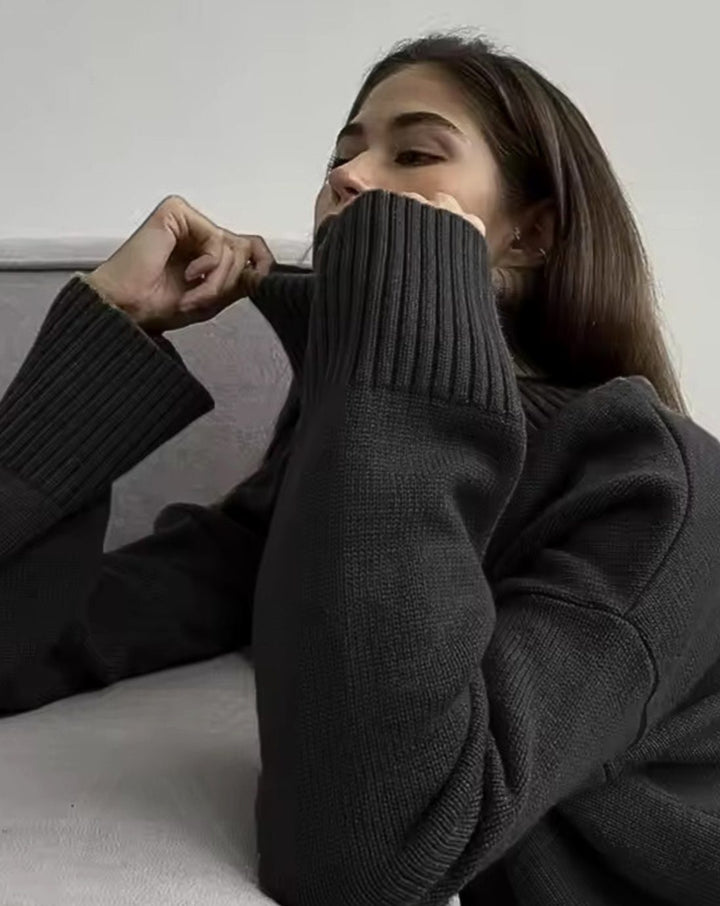 Women's Oversized Turtleneck Jumper Side-Slit Knit - Black