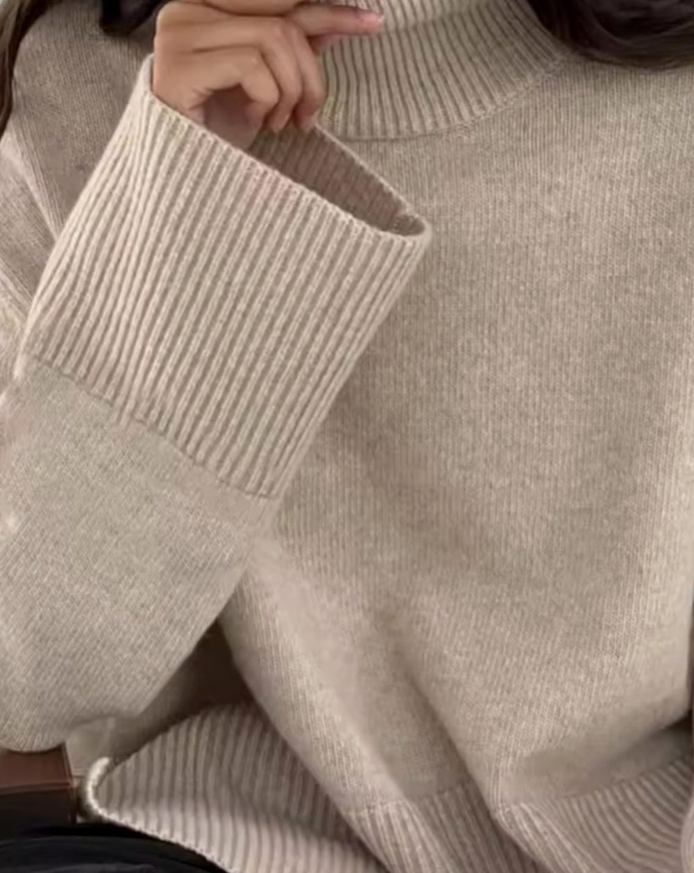 Women's Oversized Turtleneck Jumper Side-Slit Knit - Khaki