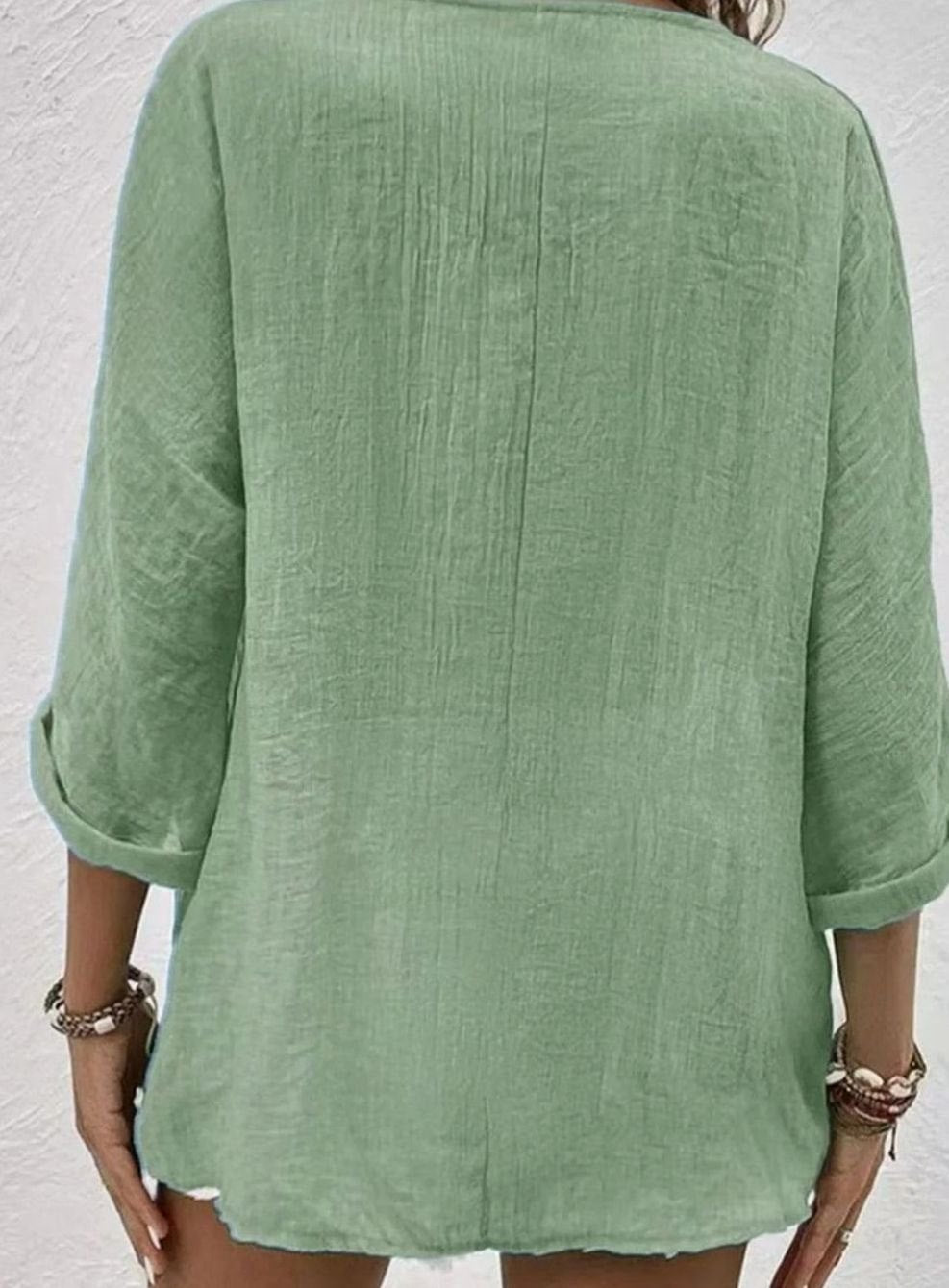 Women's Relaxed-Fit Crinkle Cotton V-Neck Button-Front Blouse