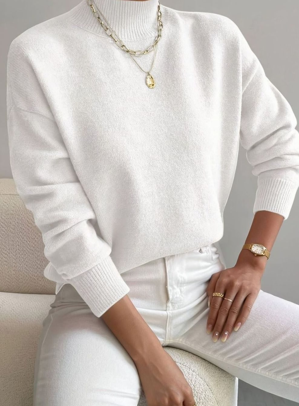 Women's Relaxed-Fit Mock-Neck Knit Turtleneck Jumper - White
