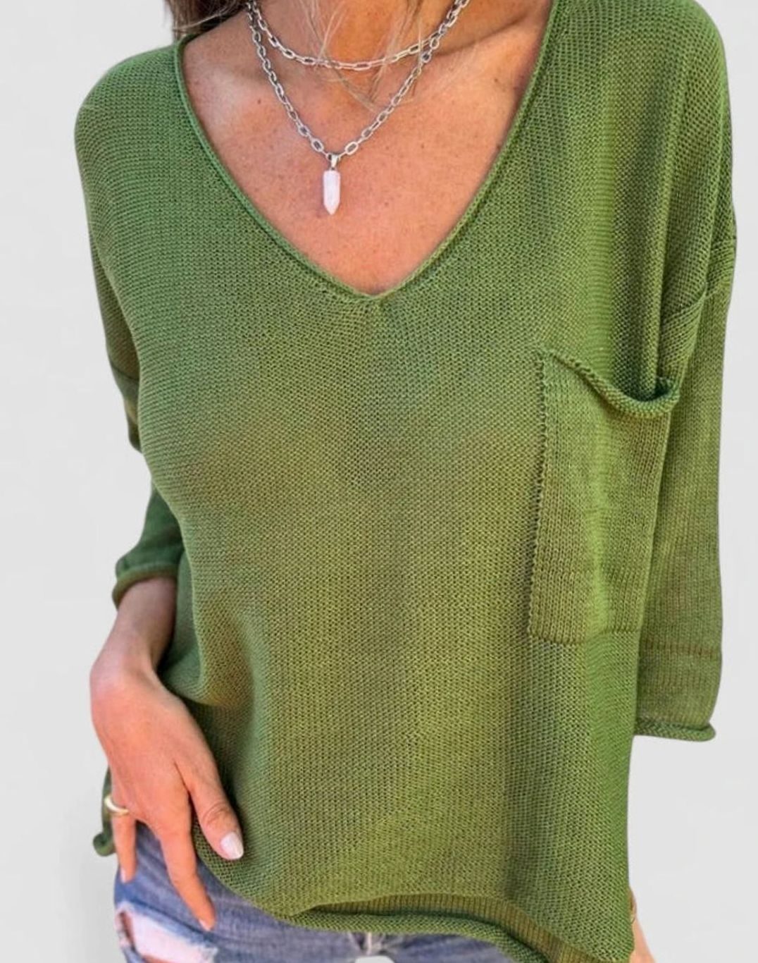 Women's Relaxed V-Neck Knit Jumper with Chest Pocket - Green