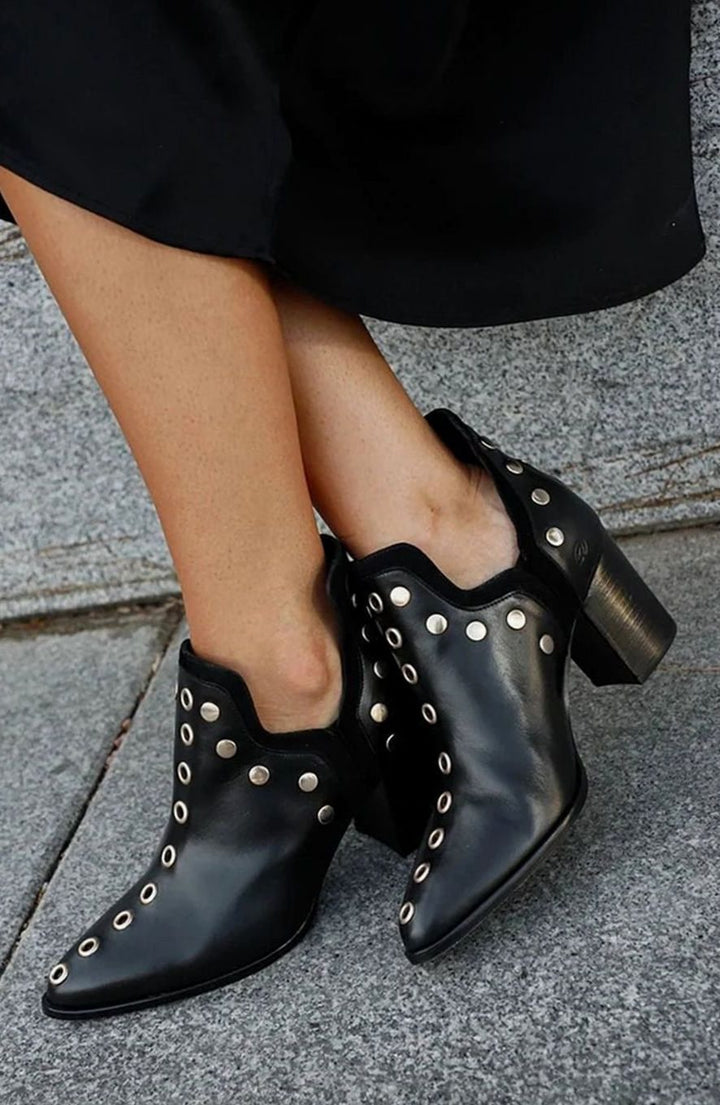 Women's Studded Block-Heel Pointed-Toe Ankle Boots - Black