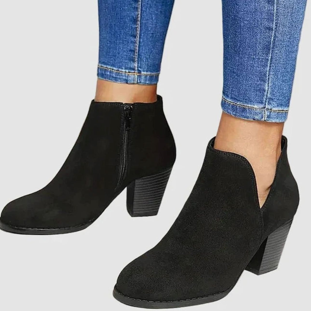 Women's Suede Block Heel Side-Zip Ankle Boots - Black