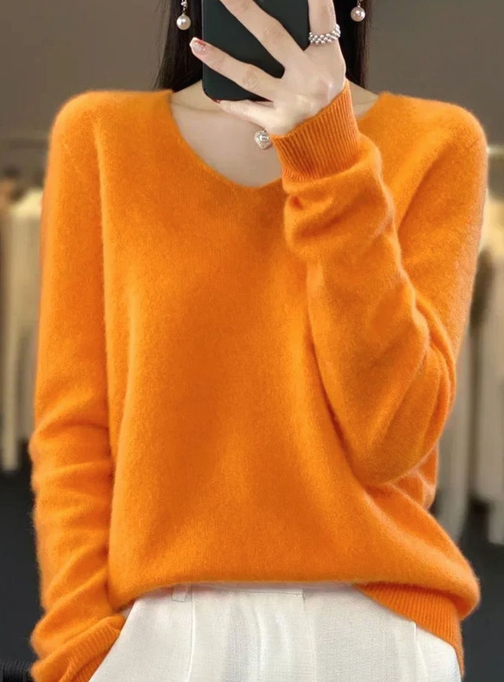 Women's V-Neck Long-Sleeve Soft Knitted Jumper