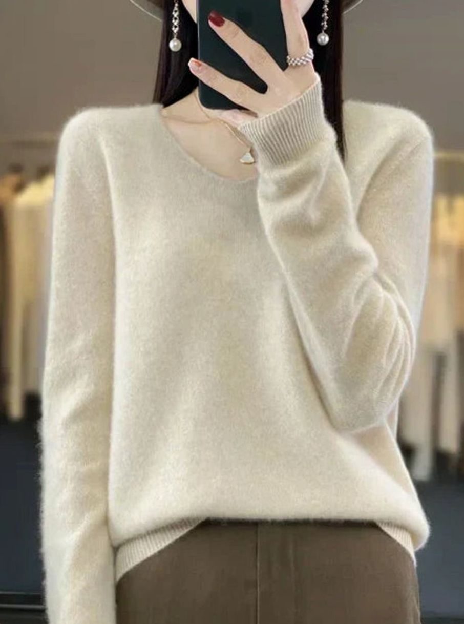 Women's V-Neck Long-Sleeve Soft Knitted Jumper