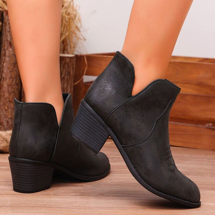 Women's Western-Stitch Block Heel Ankle Boots