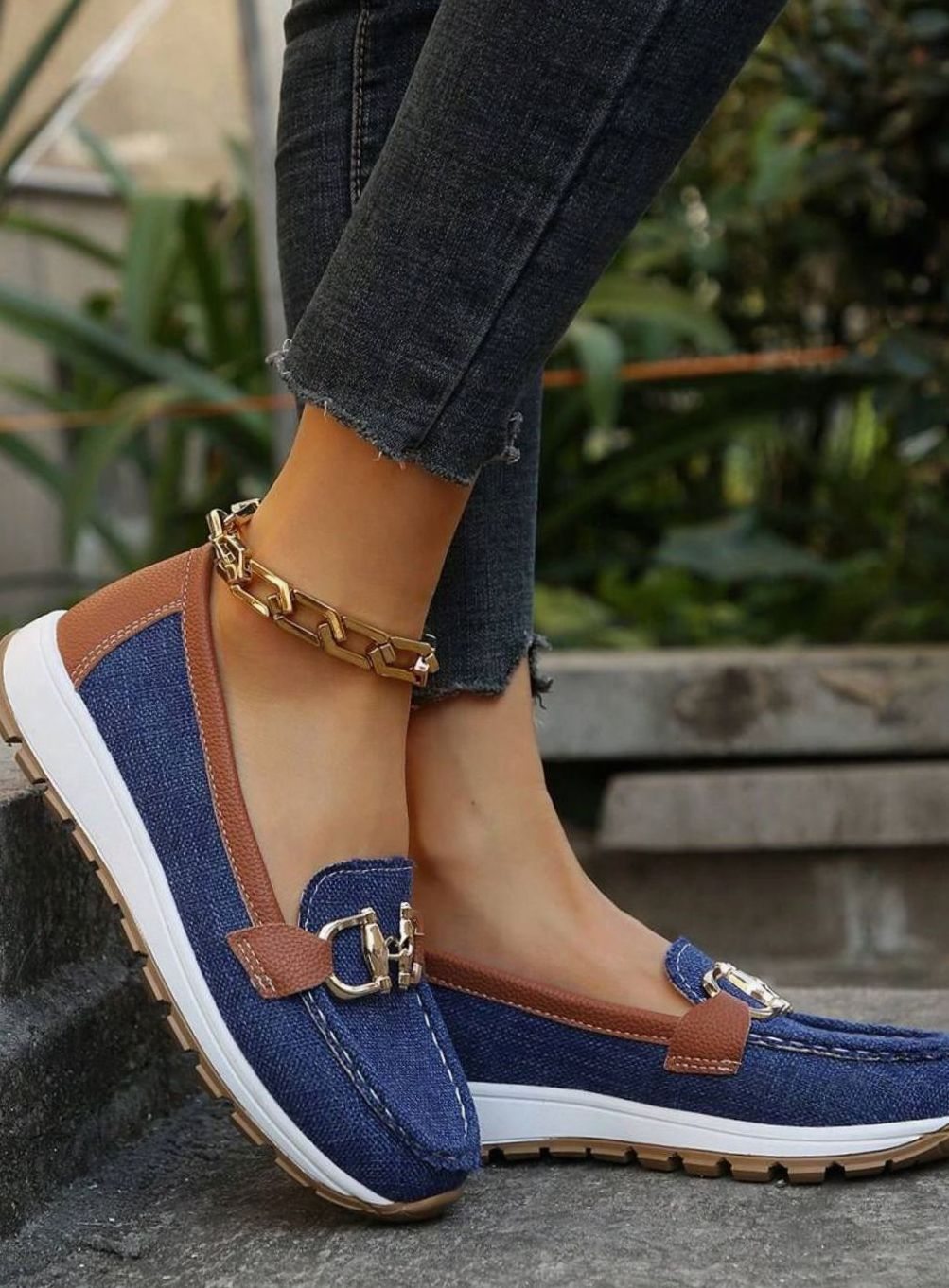 Women's Wide-Fit Orthopedic Slip-On Loafers Gold-Trim Non-Slip Sole