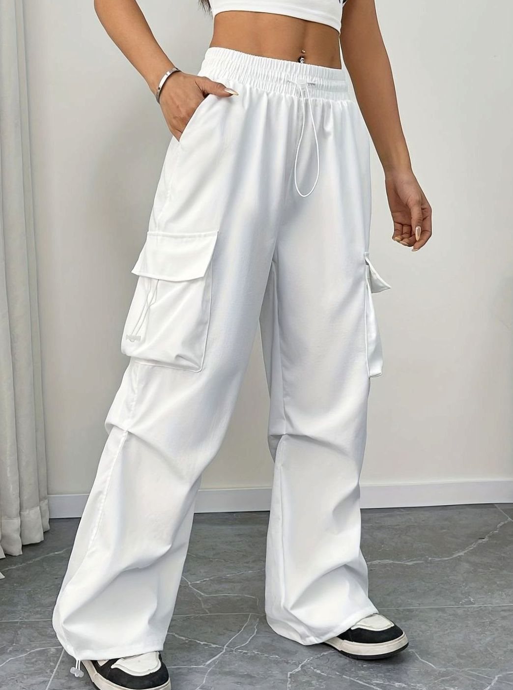 Women's Wide-Leg Drawstring Cargo Pocket Trousers - White